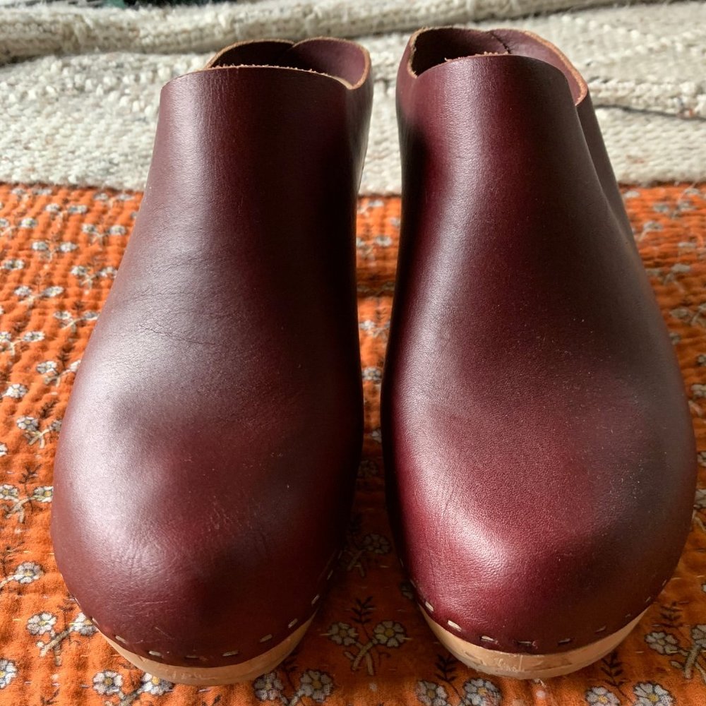 Bryr Clogs - Picture 3 of 6